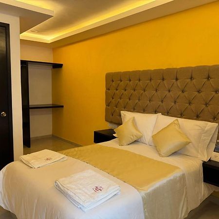 Oyo Hotel Familiar Tollan Чолула Экстерьер фото