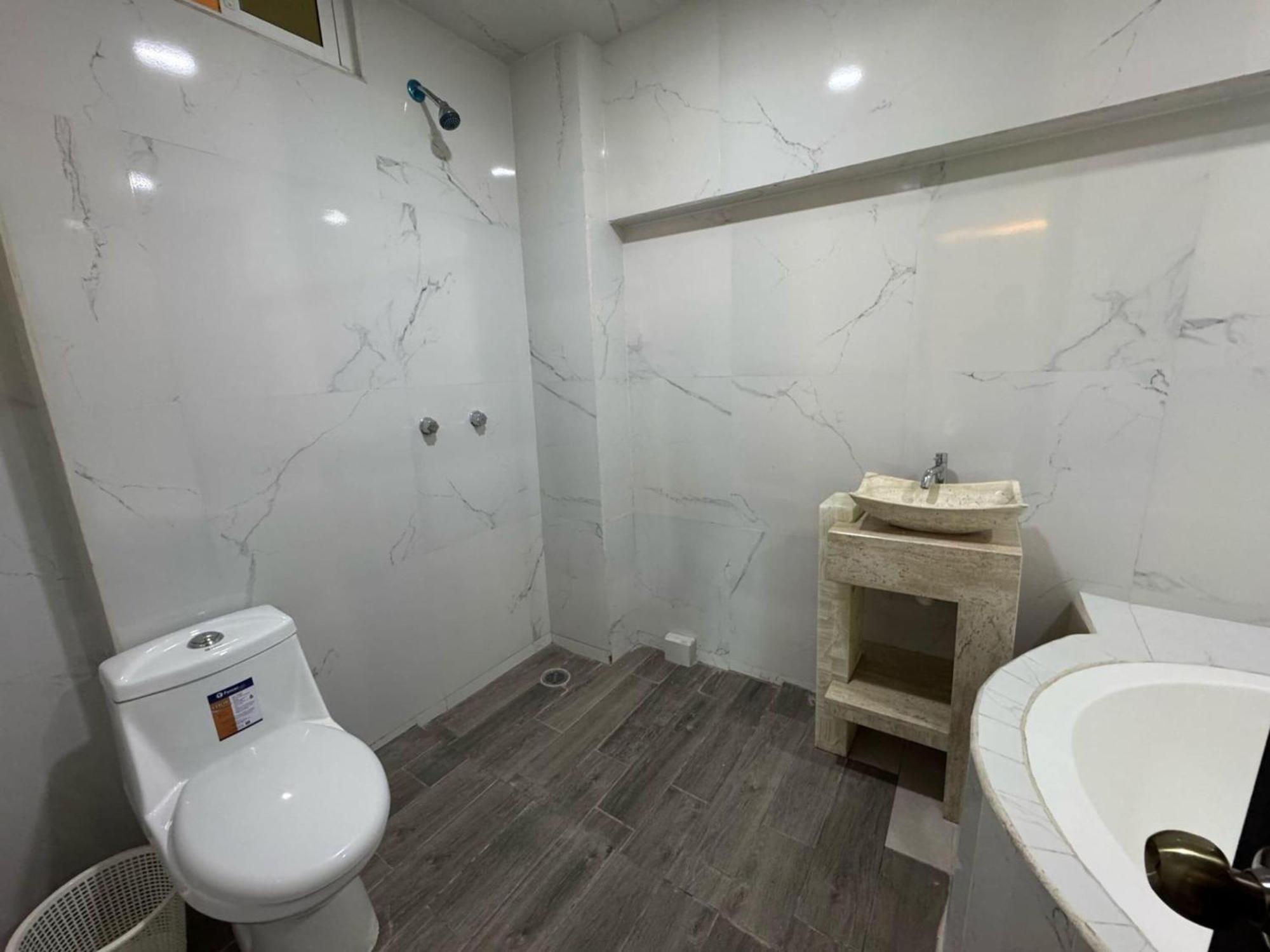 Oyo Hotel Familiar Tollan Чолула Экстерьер фото